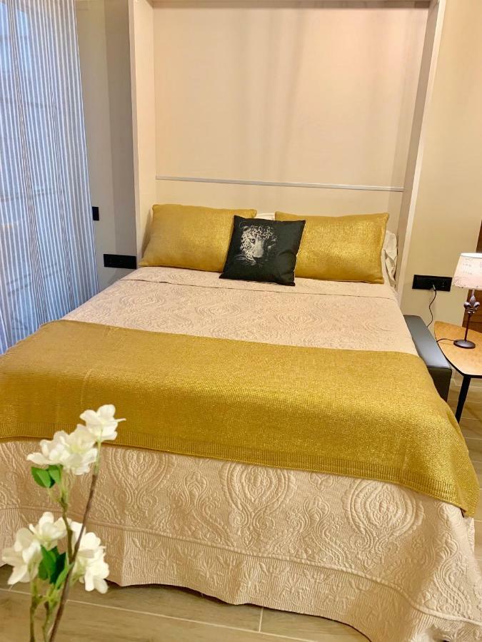 Garnica5 Suites Торрелавега Экстерьер фото