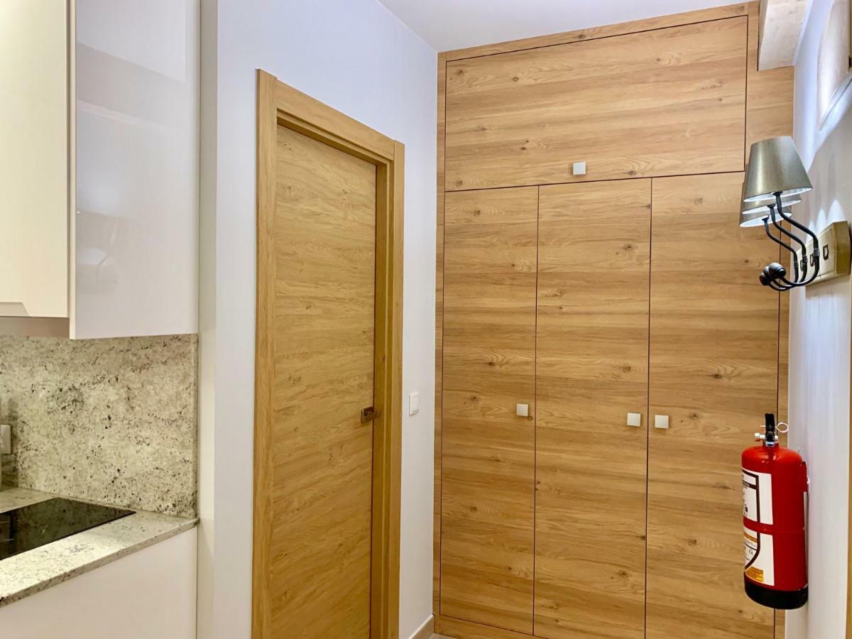 Garnica5 Suites Торрелавега Экстерьер фото